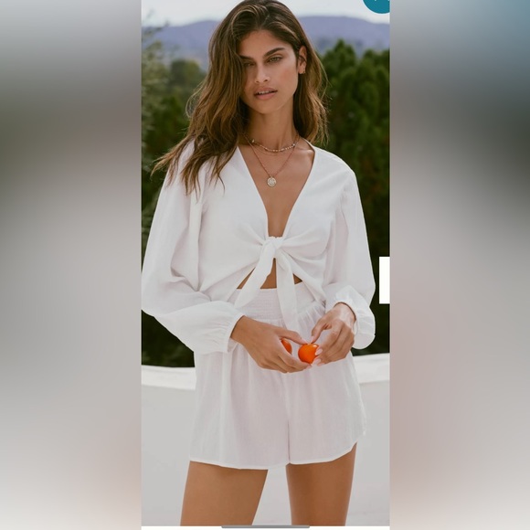 Anthropologie size S White Tie-Front Romper - Picture 1 of 8